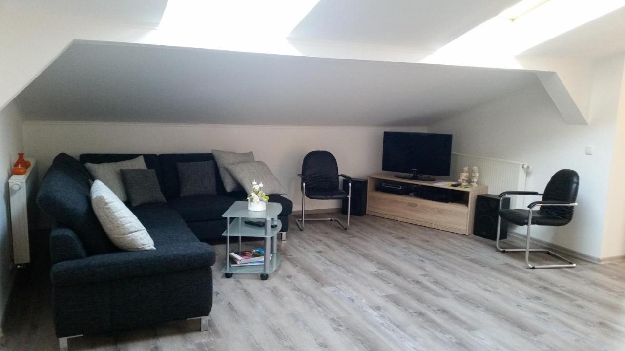 Ferienwohnung "Burgblick" An der Schmucke Exterior foto