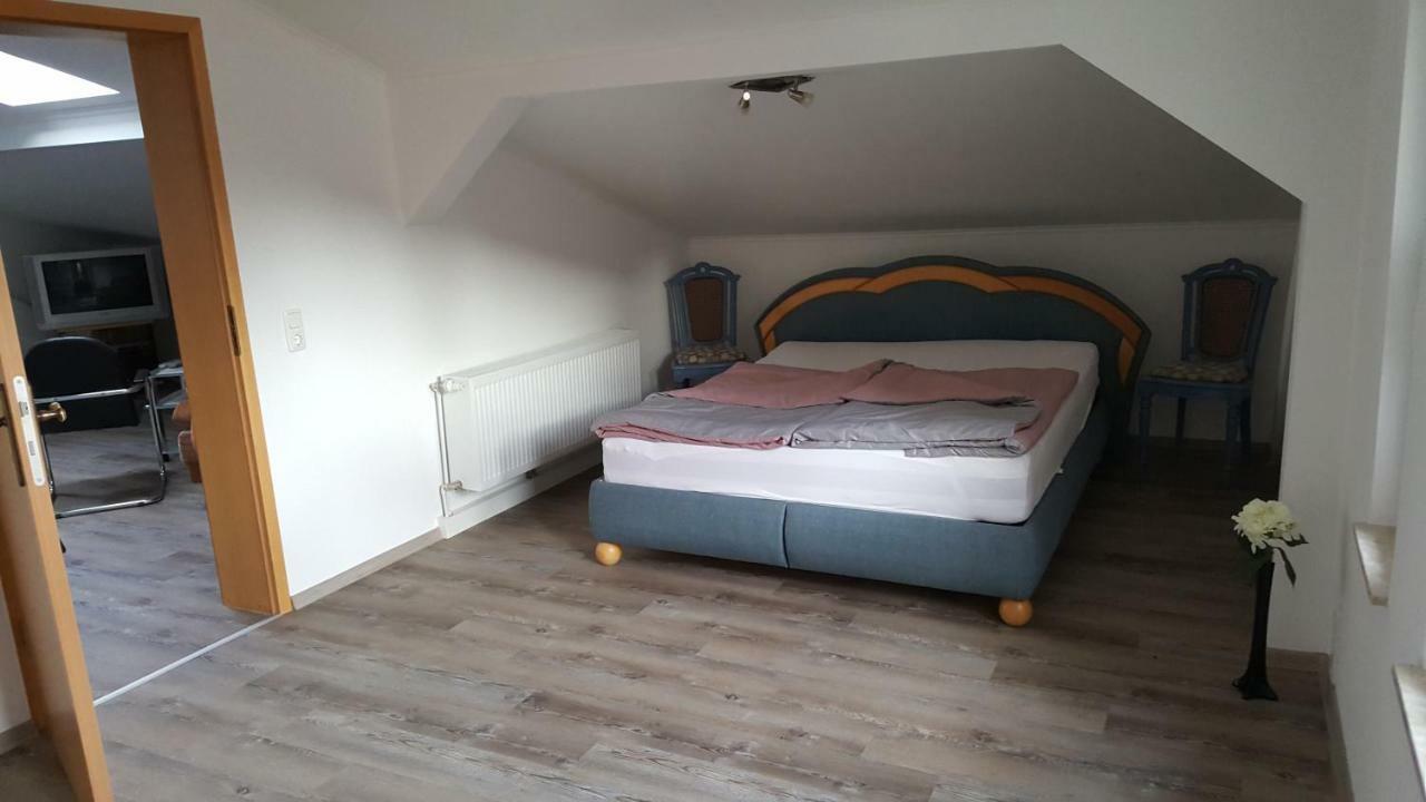 Ferienwohnung "Burgblick" An der Schmucke Exterior foto